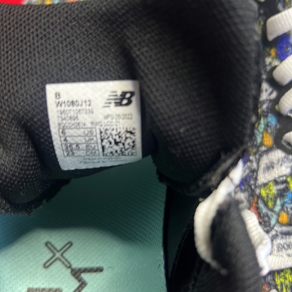 Sold - LOVE New Balance Fresh Foam X 1080v12 Women's in EUC - Picture 6 of 9